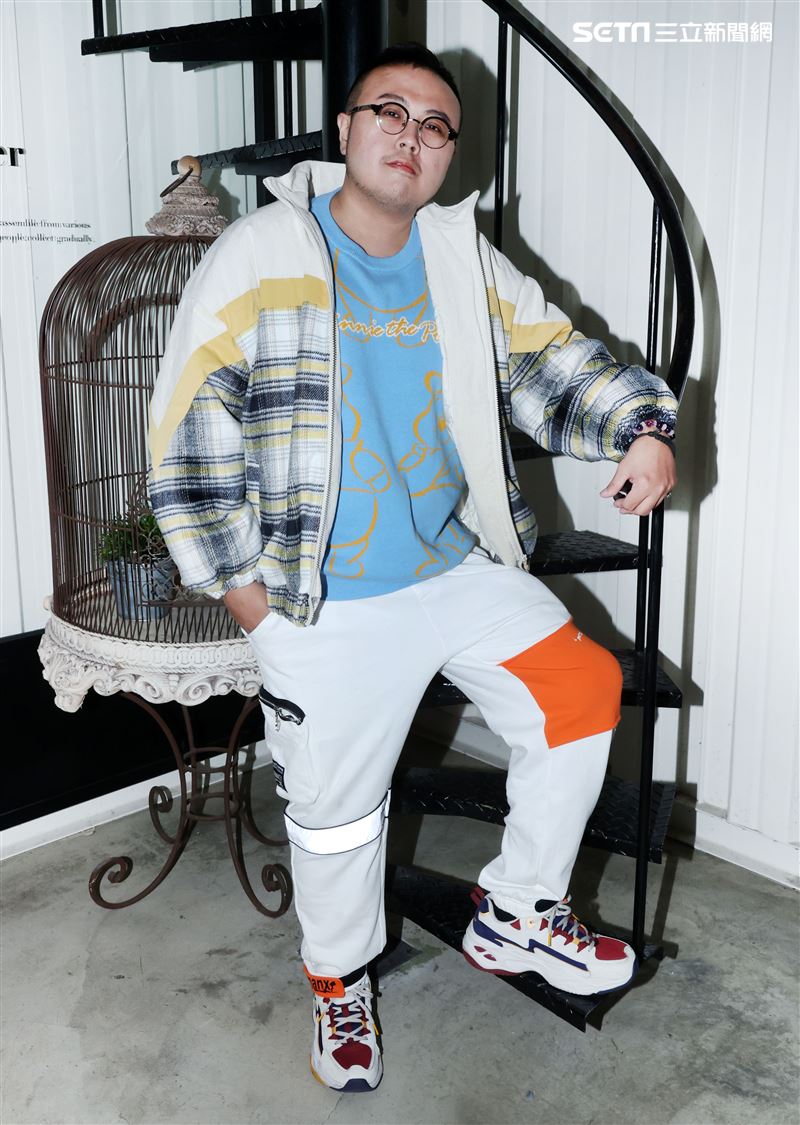 登登三立新聞網專訪。（記者邱榮吉/攝影）