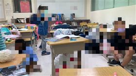 地震什麼都在晃！安親班國小學童嚇到爆哭、躲桌下（圖／讀者提供）