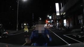 碰瓷,撞車,飛奔,新莊,翻攝當事人臉書