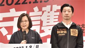 林靜儀、林昶佐、蔡英文、吳怡農、林佳龍、蔡其昌（圖／民進黨提供）