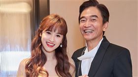 吳宗憲日前跟吳姍儒一起出席二女兒婚禮。（圖／翻攝臉書）