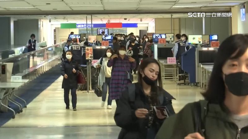 新變種傳播力快　交錯瞬間就可能感染