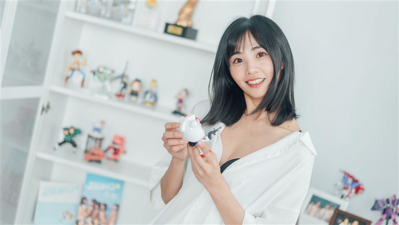 她奪謝佳見第一次　爆16公分沒人知