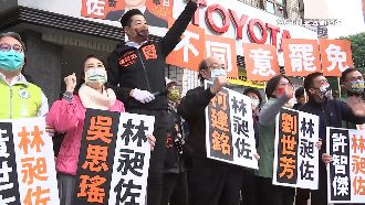 罷昶正面對決！林昶佐送整疊政績回擊