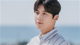 《海岸村恰恰恰》金宣虎。（圖／Netflix提供）