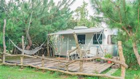 橘舍三食 Airstream 露營車，圖/痞客邦部落格「小咪ma．吃喝玩樂趣」提供。