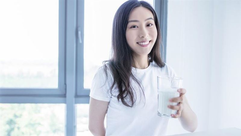 小心！鈣補太多會腎結石與心臟病