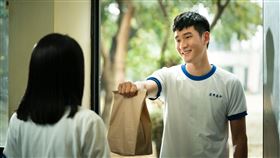 李沐,周興哲。（華映娛樂提供