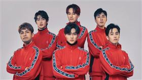 王子PO紅隊6帥「比棒棒還帥」！前團員小煜：不在場祝福（圖／翻攝自王子臉書）