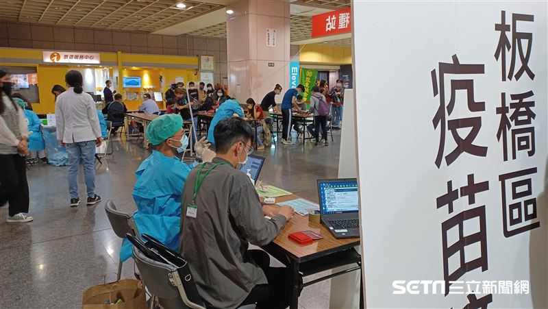 想打第三劑？先檢查「疫苗險」保障期