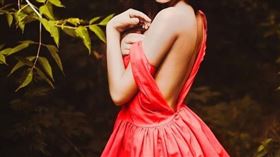 洋裝,裸體,衣服,暴露,正妹,女生,辣妹,胸部（示意圖／翻攝自PIXABAY