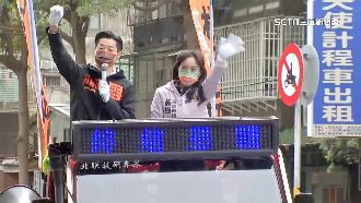 林昶佐、黃捷掃街　號召終止惡意罷免