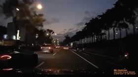 麥拉倫,超車,變換車道,擦撞