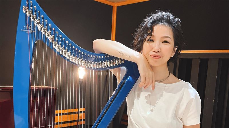 女星逼問鳳小岳　華燈兇手呼之欲出