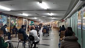 疫苗、施打、接種、醫院、診所。（圖／記者詹鎰睿攝影）