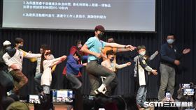 中信兄弟宋晟睿舉辦球迷會和球迷同樂。（圖／記者王怡翔攝影）