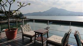 淡水老街逛膩了？第一漁港「山光水色、咖啡香」無敵療癒（新北市漁業處提供）