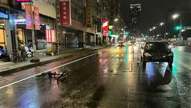 新北市,新店,闖紅燈,車禍,單車翁