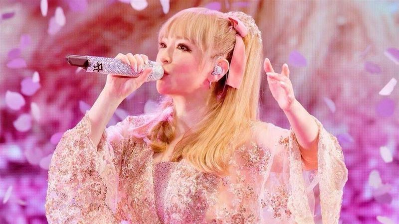 濱崎步骨折開刀　休養1個月近況超狂