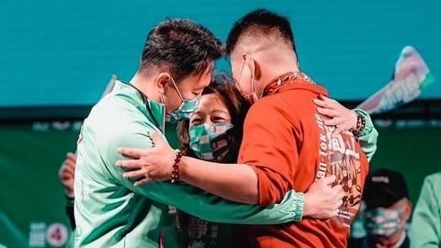 陳柏惟、林靜儀當選都謝他　助攻手曝