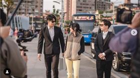 網紅許得瑋在小S節目《熙娣想聊》擔任助理保鏢。（圖／翻攝自david_der_der IG）