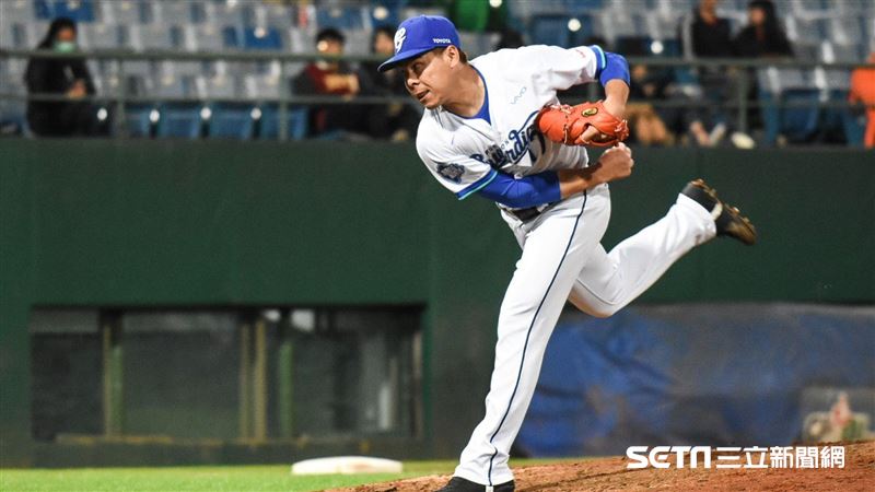 18歲興農初登板　張耿豪謝富邦回簽