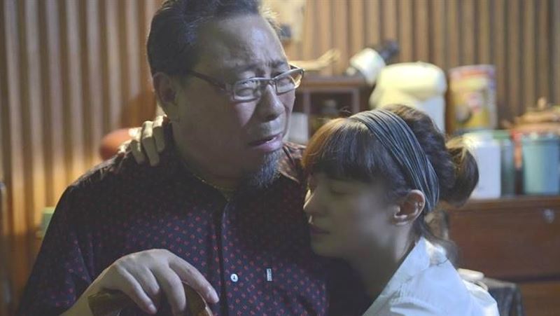 陳松勇父女情不單純？她幫白冰冰發聲