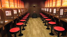 一蘭拉麵台北別館,新光三越A11。（圖／記者簡佑庭攝）