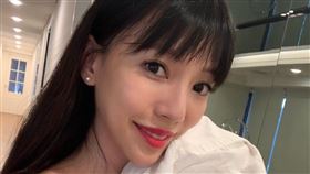 李靚蕾已神隱22天，被爆尚未向警方提出當初嗆聲BY2妹妹YuMi說握有的證據。（圖／翻攝自微博）