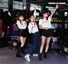 「出發吧女孩」主持人阿樂、吱吱、芳芸、出席首播記者會。（記者邱榮吉/攝影）
