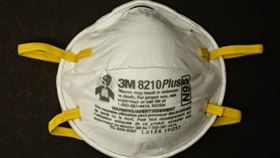 美國2021年301條款調查報告持續將中國列為優先觀察名單，報告提到部分國家地區去年報告大量來自中國的仿冒N95口罩等防疫用品。（示意圖／翻攝自Unsplash圖庫）
