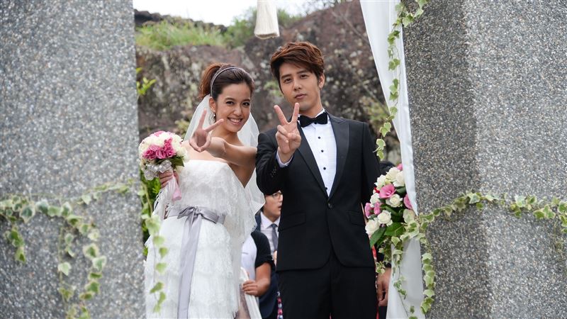 胡宇威8年前就愛了　奶奶曝戀愛時刻