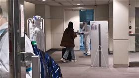 春節高峰估4200人入境！王必勝進駐桃機　採檢現場曝光