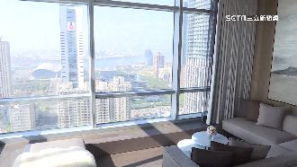 搭遊艇逛新灣區　高雄酒店一晚58萬