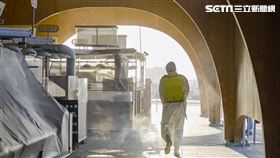 新竹市環保局人員已完成南寮漁港的清消工作。（圖／翻攝畫面）