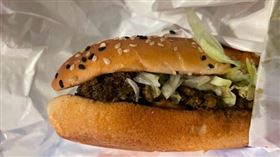 麥當勞,臘味菜菜堡
https://s.weibo.com/weibo?q=%E8%85%8A%E5%91%B3%E8%8F%9C%E8%8F%9C%E5%A0%A1