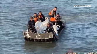 要帶他回家！軍方持續搜索飛官陳奕