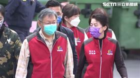 北市府調用劍潭青年活動中心，做為「加強版專責防疫旅館」，台北市長柯文哲、副市長黃珊珊前往視察。