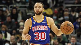 ▲柯瑞（Stephen Curry）投進4顆三分球攻下19分。（圖／路透社／達志影像）