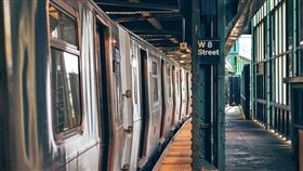 美國 地鐵 月台（示意圖／翻攝自pixabay）