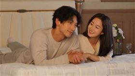 Rain與金泰希結婚5年育有2女，好老公、老爸爸形象深植人心。（圖／翻攝金泰希IG）