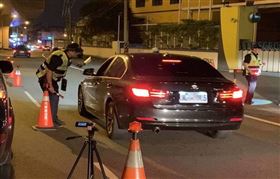 ▲疫情嚴峻，警政署擴大取締酒駕專案。（圖／翻攝畫面）