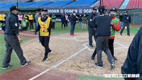 中職裁判體驗營處理爭議判決教學。（圖／記者王怡翔攝影）