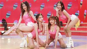 郭亞棠、謝京穎、林襄以及巫苡萱