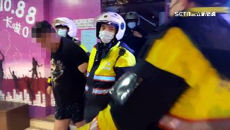店內脫褲狂奔　醉男不滿遭勸反推警