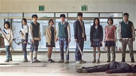 《殭屍校園》描述殭屍病毒在一所學校內迅速爆發。（圖／Netflix提供）