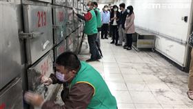 酒駕犯,殯儀館,懺悔,高雄,翻攝畫面