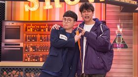 游小白跟鯰魚哥互相爆料糗事