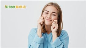 中醫認氣為血之帥，血為氣之母，血有滋養全身細胞、臟腑、組織的作用，而氣能幫助推動運行血，來達到滋養五臟六腑的目的。