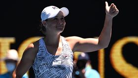 ▲巴蒂（Ashleigh Barty）直落2晉級澳網第3輪。（圖／路透社／達志影像）